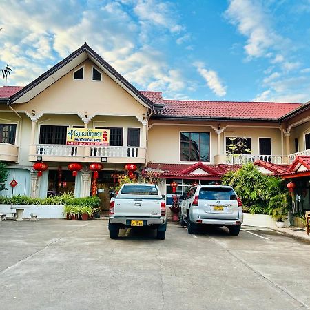 Phaythavone Hotel Pakse Exterior foto