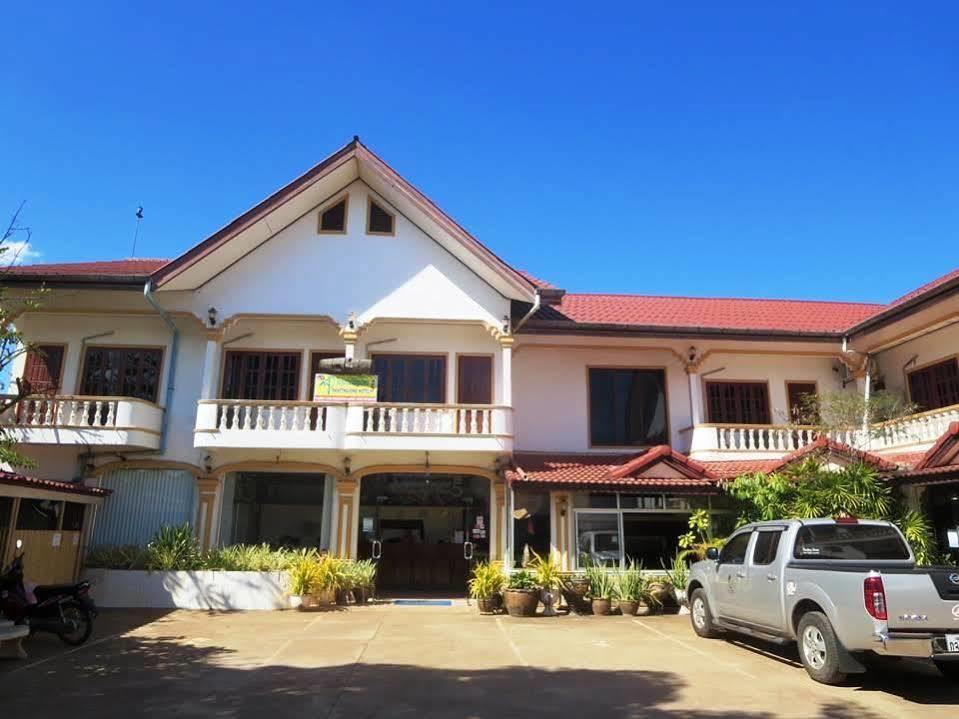 Phaythavone Hotel Pakse Exterior foto