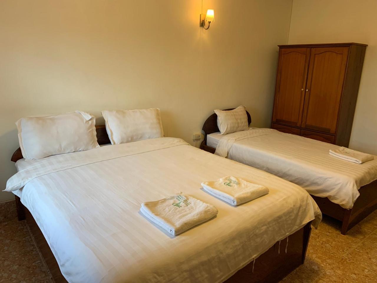 Phaythavone Hotel Pakse Exterior foto
