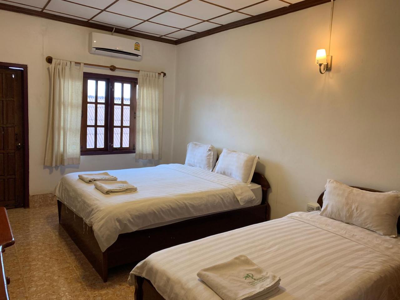 Phaythavone Hotel Pakse Exterior foto