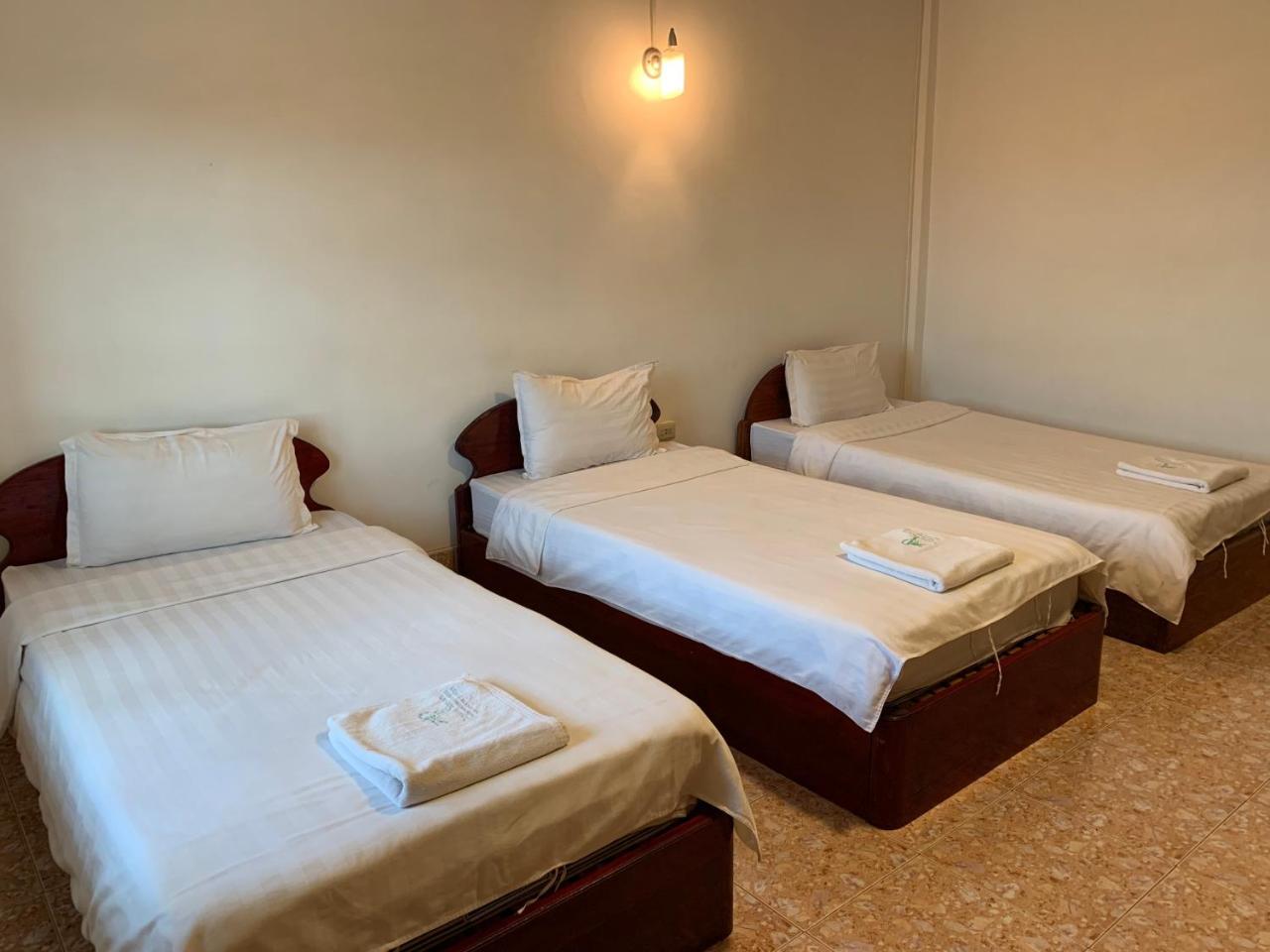 Phaythavone Hotel Pakse Exterior foto