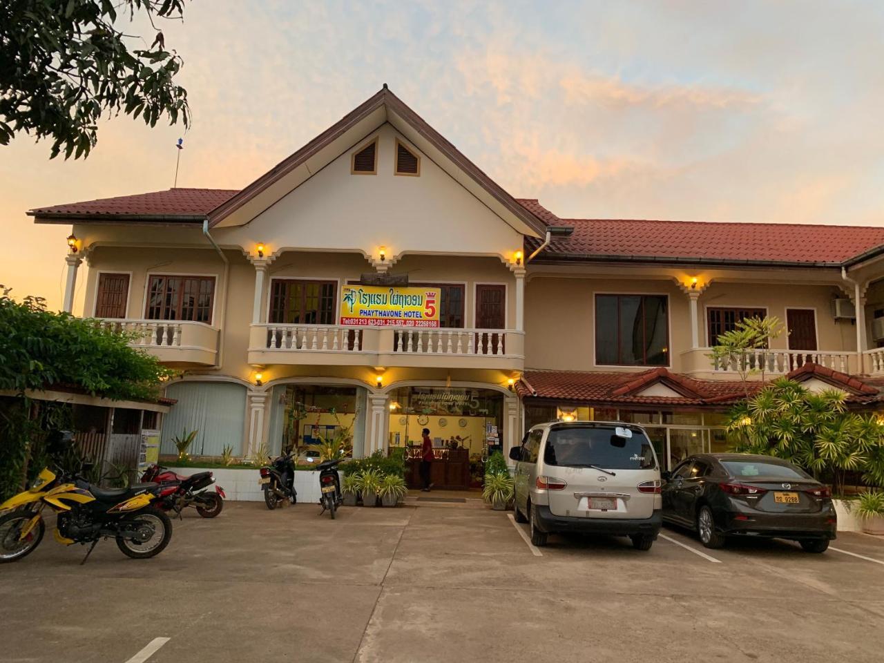 Phaythavone Hotel Pakse Exterior foto